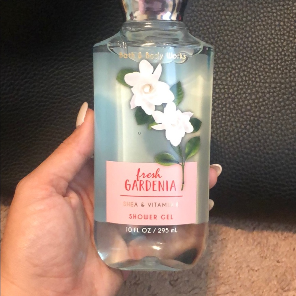 Bath & Body Works Fresh Gardenia Shower Gel